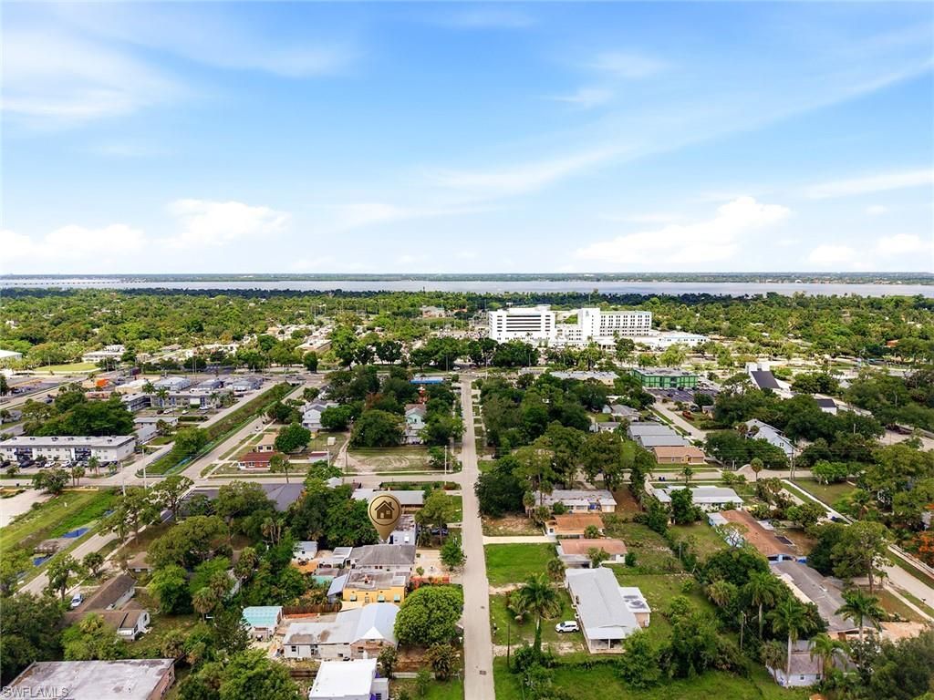 2122 Katherine St , Fort Myers, FL 33901 Photo