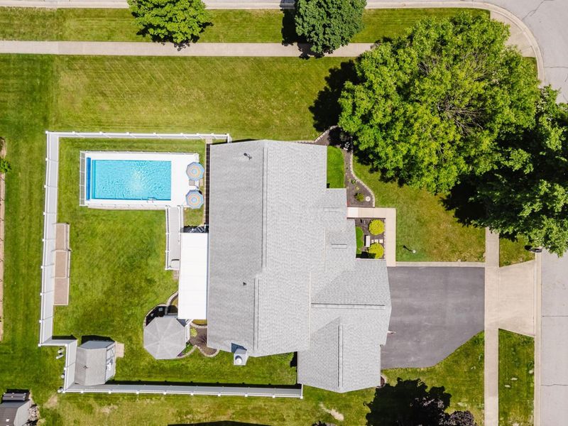 1948 Mayflower Circle, Grove City, OH 43123 Photo 3