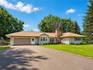 360 East Avenue, Albion, NY 14411