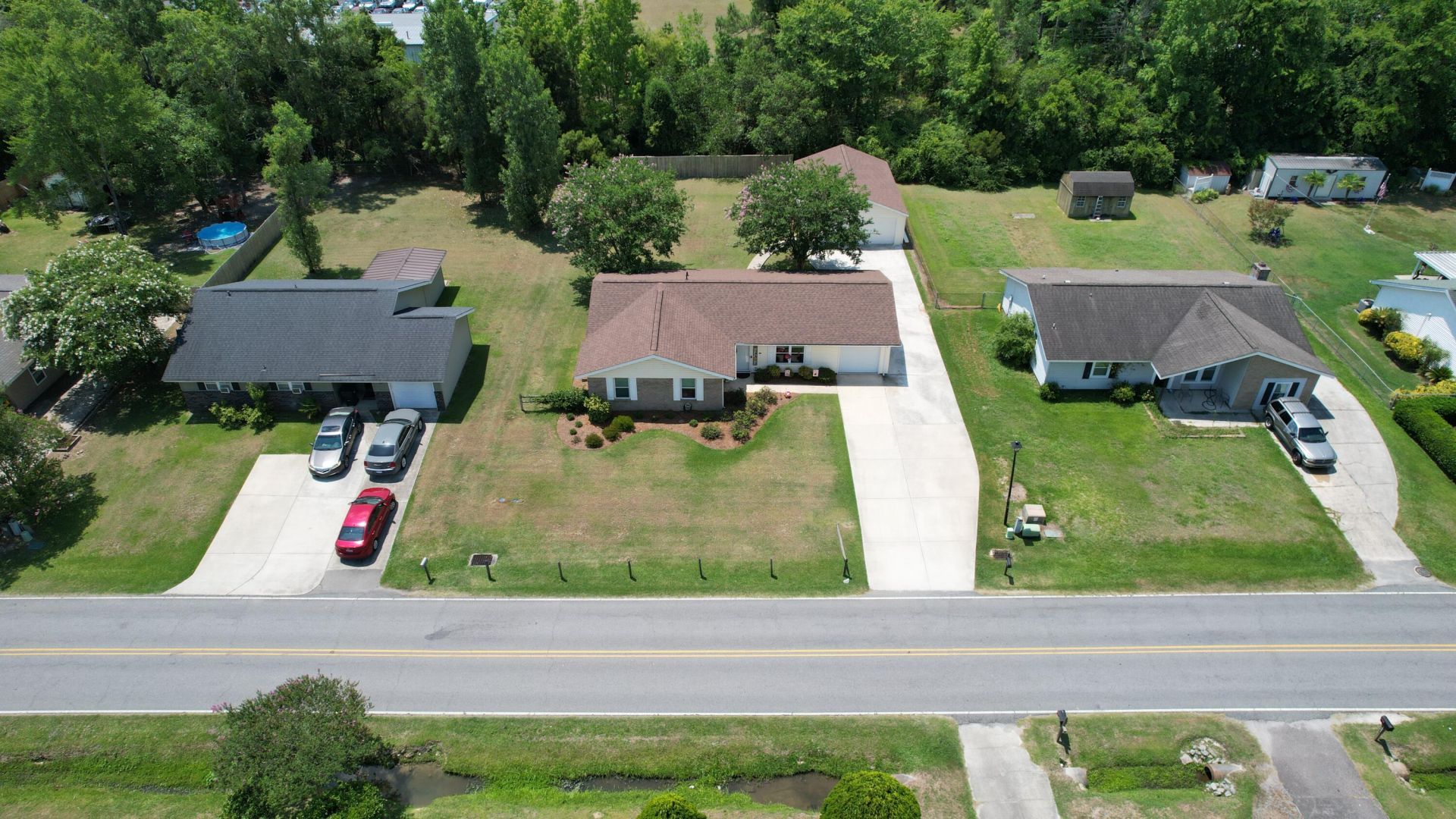 1009 Mountain Pine Road Photo 4