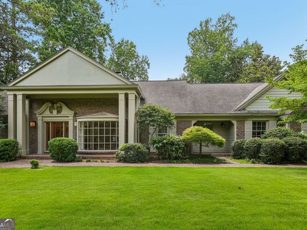 3135 Spalding Drive, Sandy Springs, GA 30350