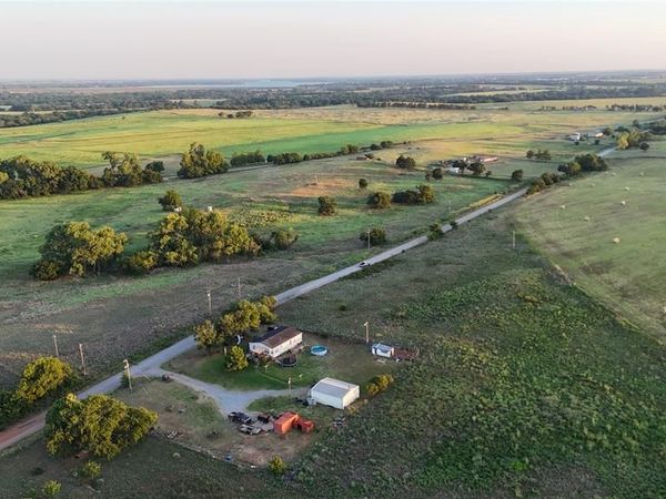 29093 County Street 2560 , Fort Cobb, OK 73038