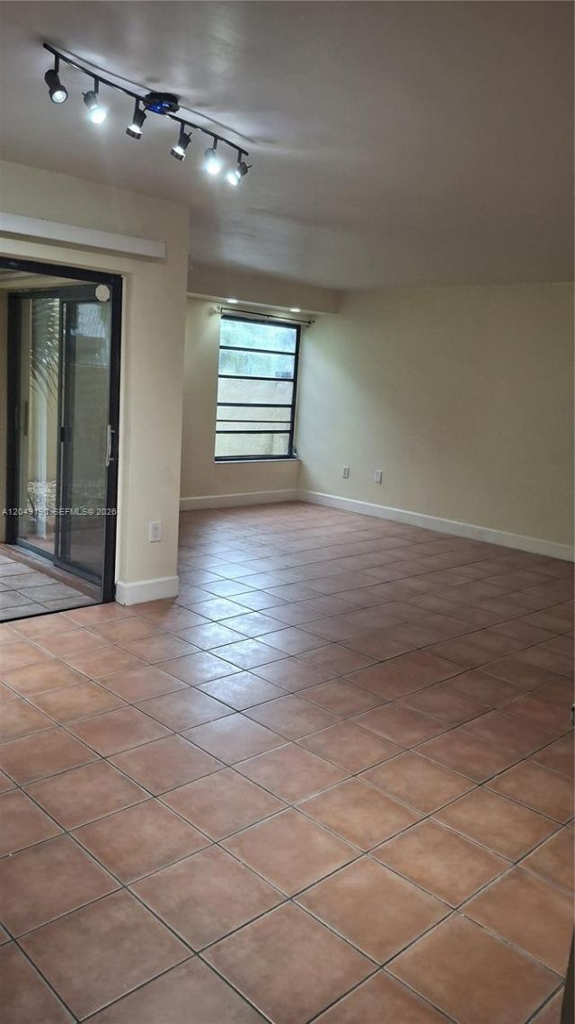 9255 SW 125th Ave , Unit 106R, Miami, FL 33186 Photo