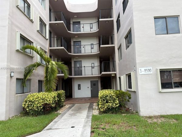 8500 SW 133rd Ave Rd , Unit 422, Miami, FL 33183