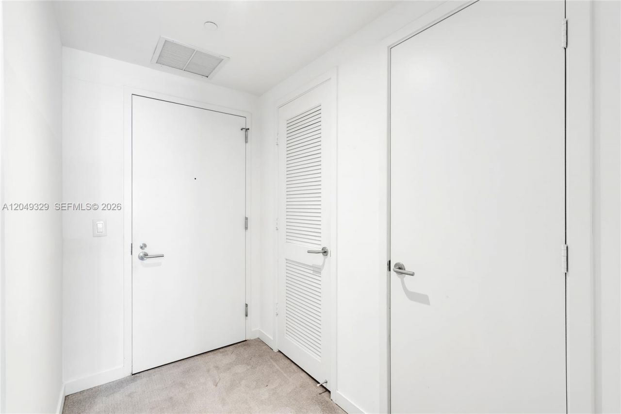 1100 S Miami Ave , Unit 2306, Miami, FL 33130 Photo