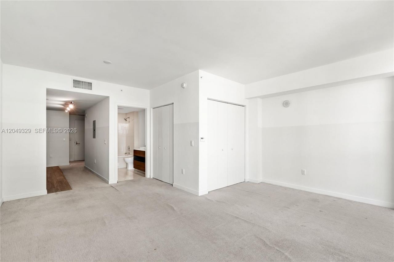 1100 S Miami Ave , Unit 2306, Miami, FL 33130 Photo