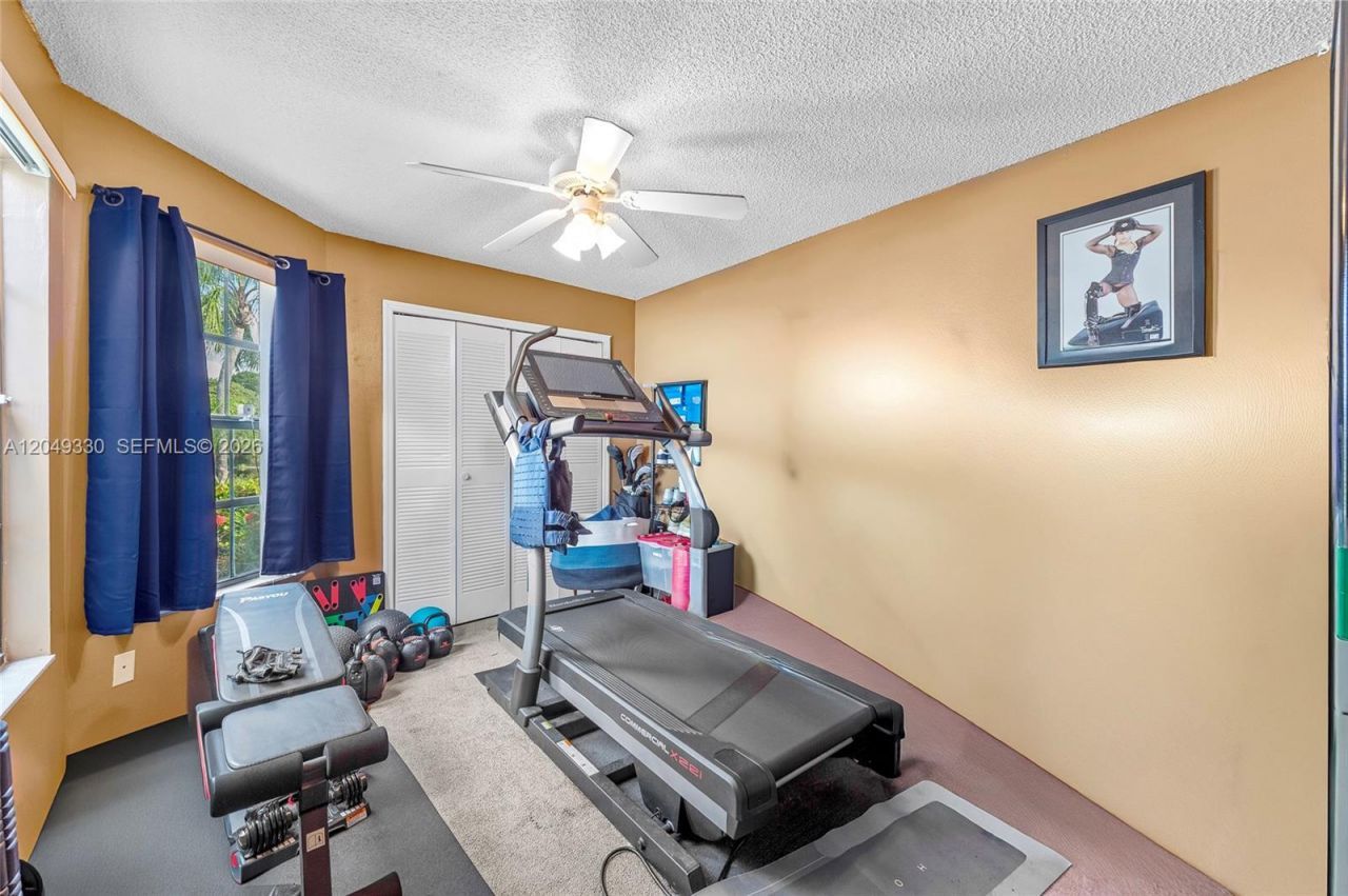 8220 Waterford Ln , Tamarac, FL 33321 Photo
