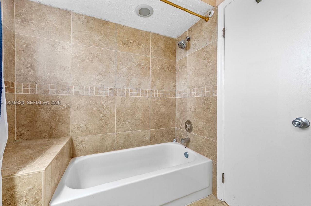 8220 Waterford Ln , Tamarac, FL 33321 Photo