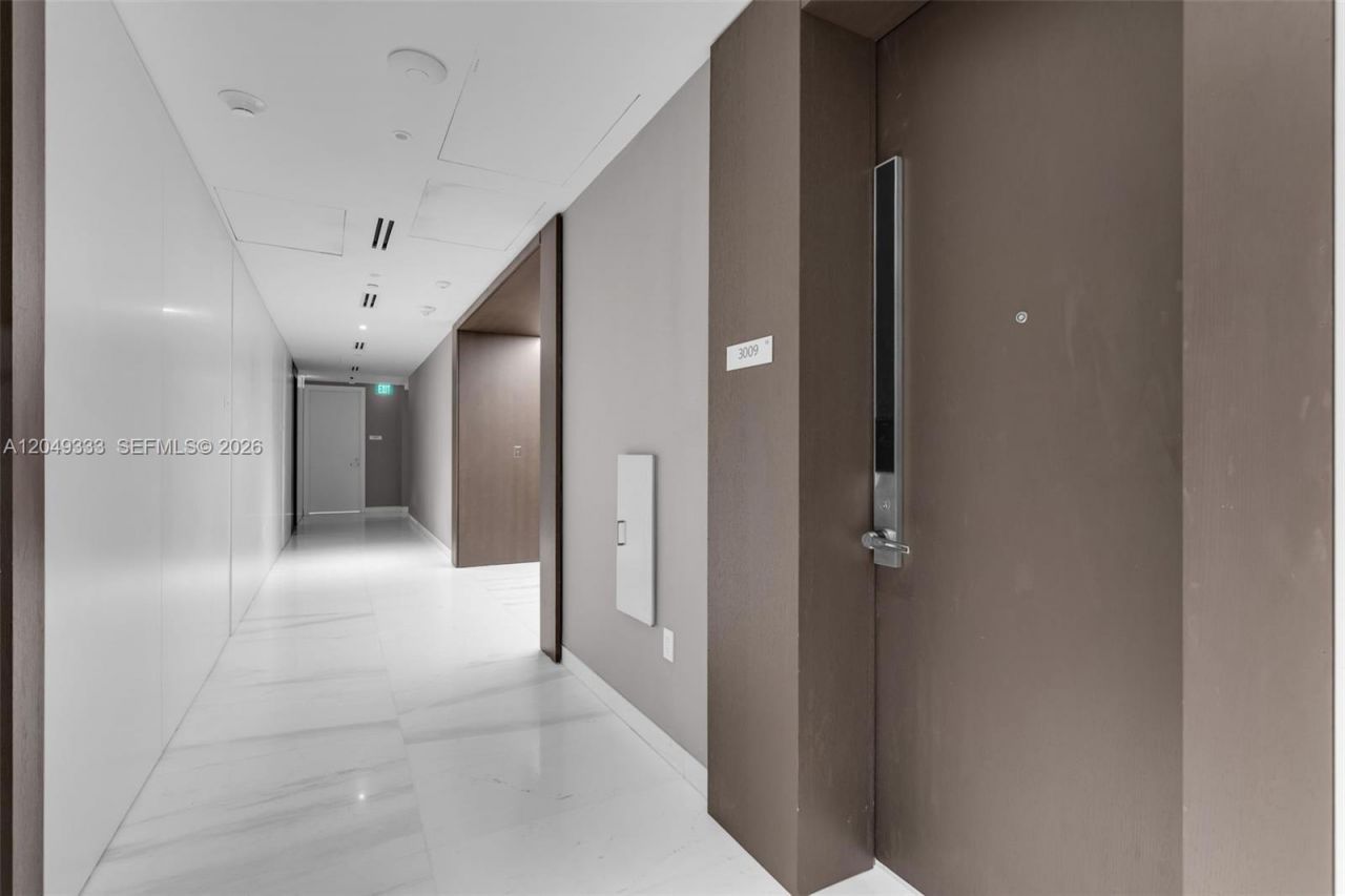 300 Biscayne Boulevard Way , Unit 3009W, Miami, FL 33131 Photo