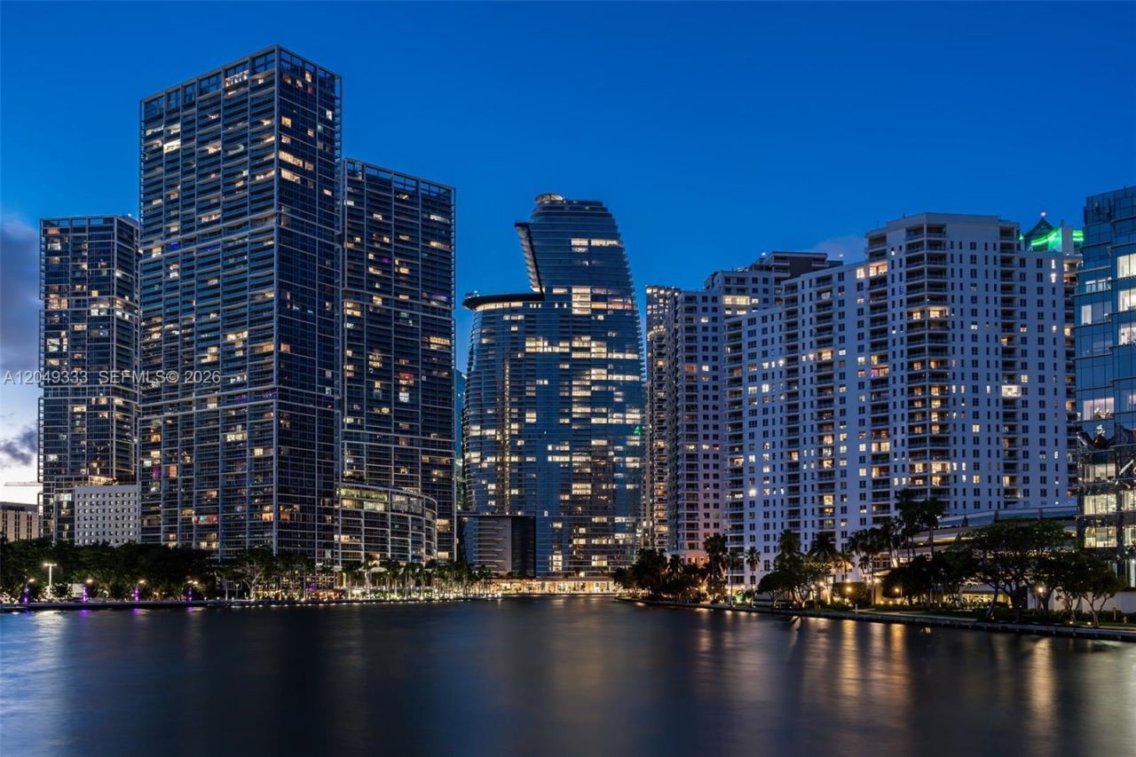 300 Biscayne Boulevard Way , Unit 3009W, Miami, FL 33131 Photo