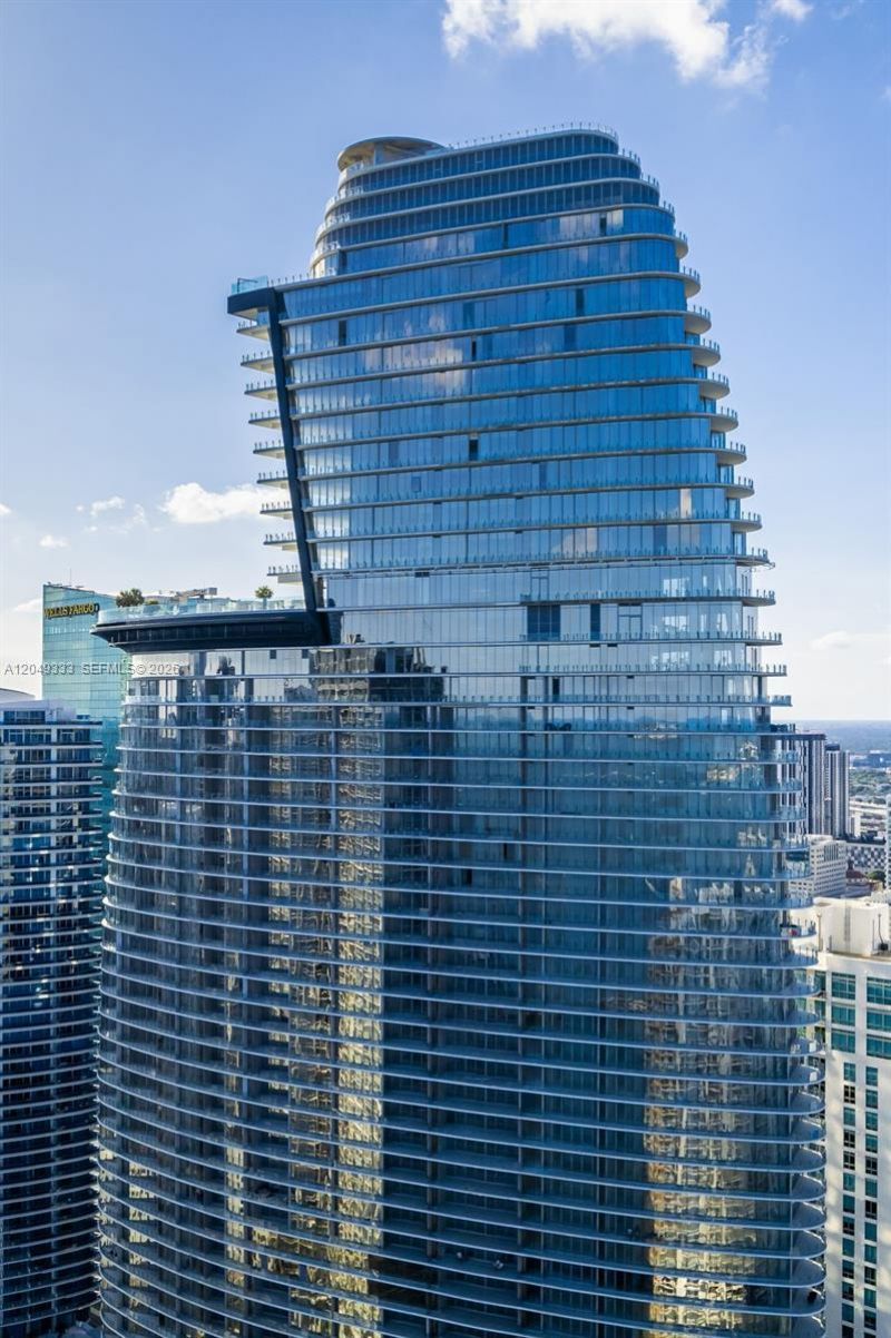300 Biscayne Boulevard Way , Unit 3009W, Miami, FL 33131 Photo