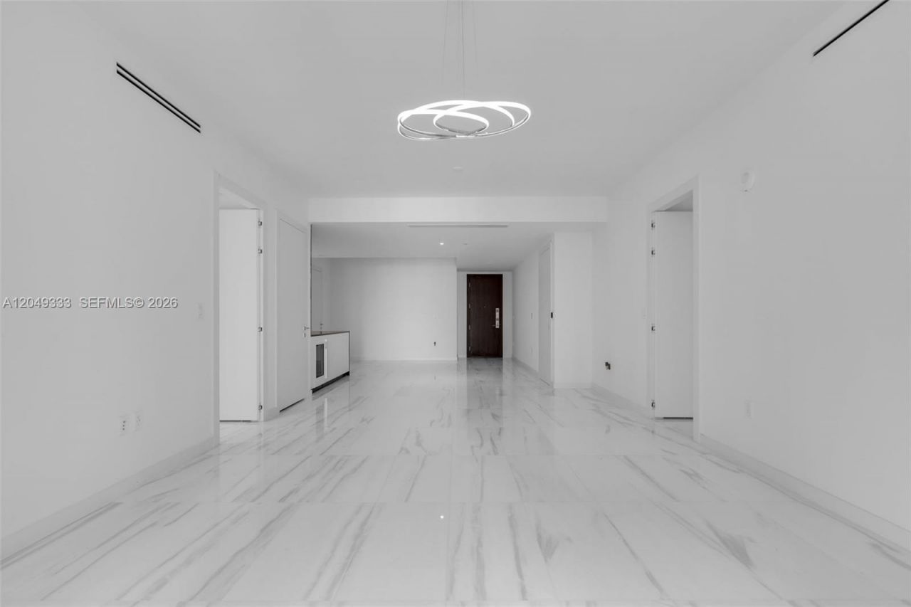 300 Biscayne Boulevard Way , Unit 3009W, Miami, FL 33131 Photo