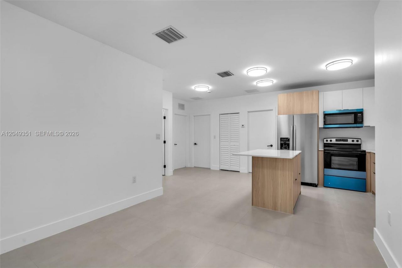 6500 NW 21st Ave, Unit 6500, Miami, FL 33147 Photo