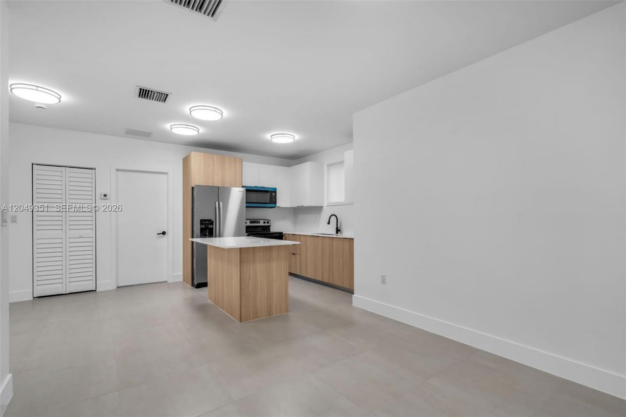 6500 NW 21st Ave, Unit 6500, Miami, FL 33147 Photo