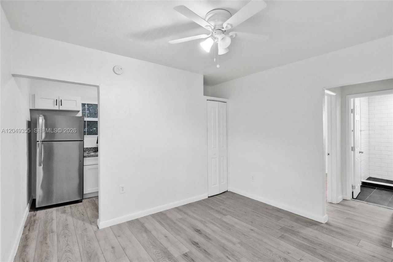 200 NW 13th St, Unit 5, Miami, FL 33136 Photo