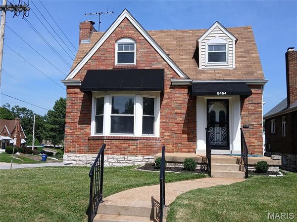8464 Edna Street, St Louis, MO 63147