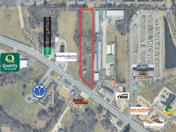 1926 N Kingshighway Street, Cape Girardeau, MO 63701