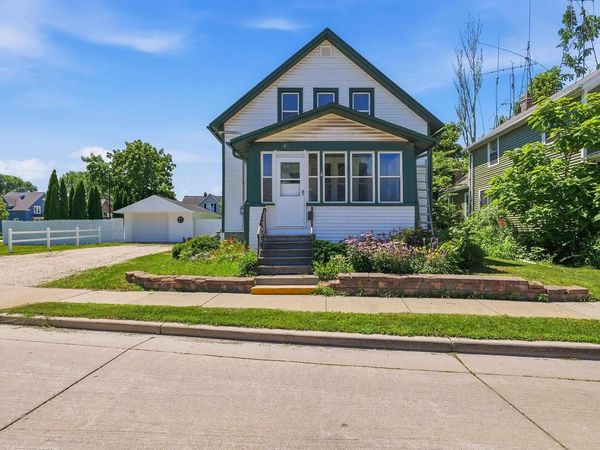 180 N PARK AVENUE, Fond Du Lac, WI 54935
