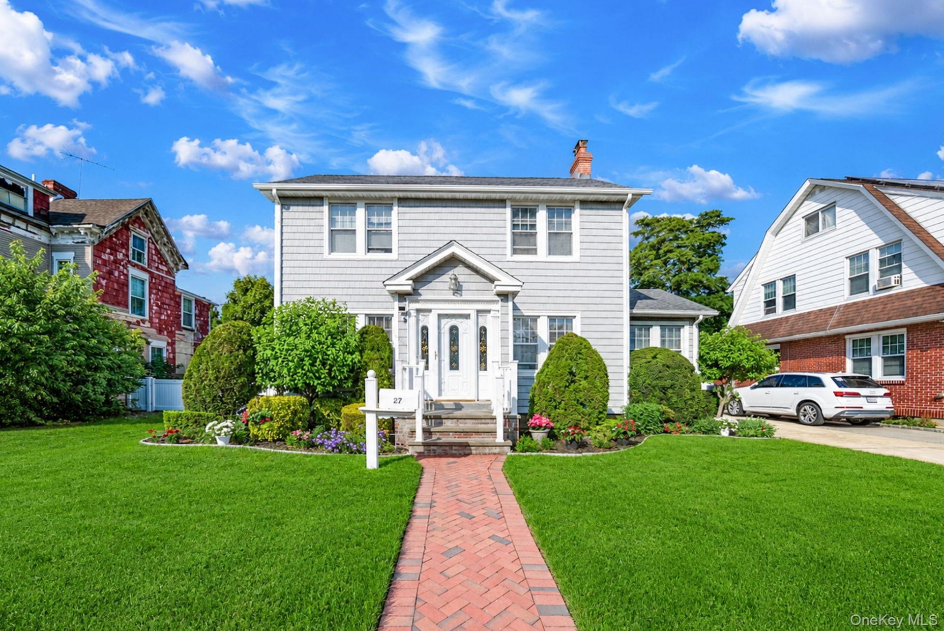 27 Hilbert Street , Hempstead, NY 11550 Main Photo