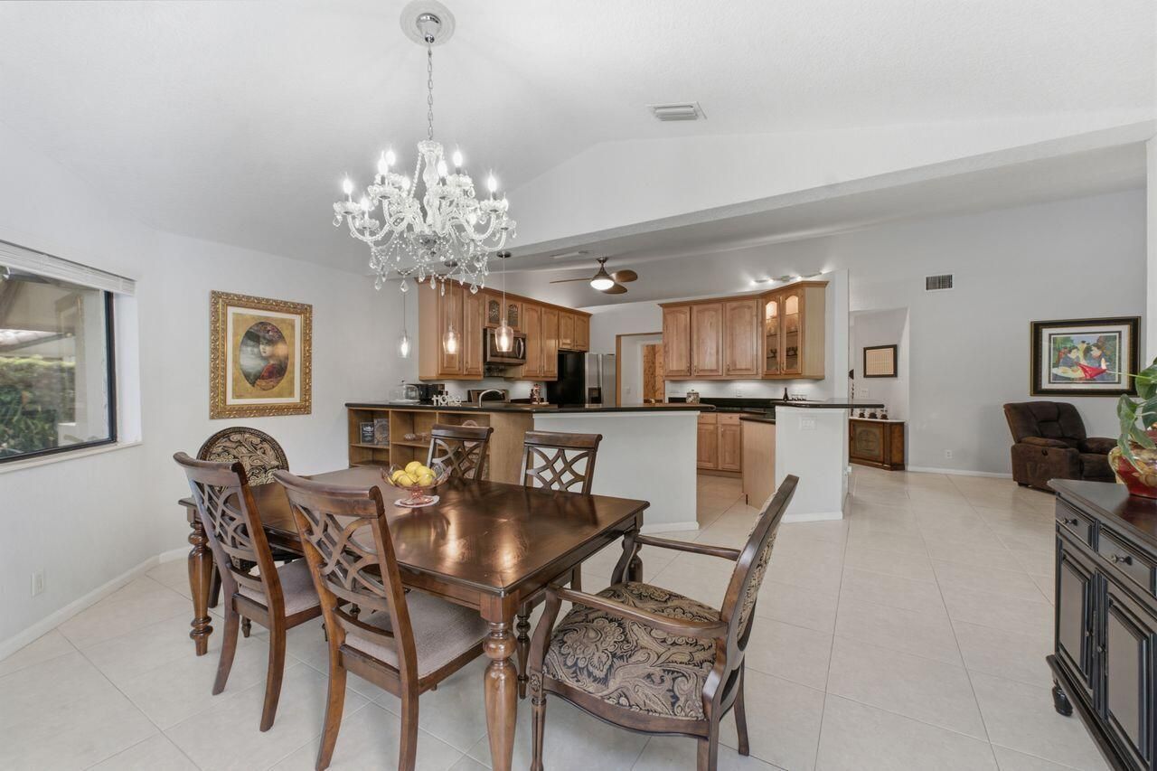 2719 Oak Tree Lane, Oakland Park, FL 33309 Photo