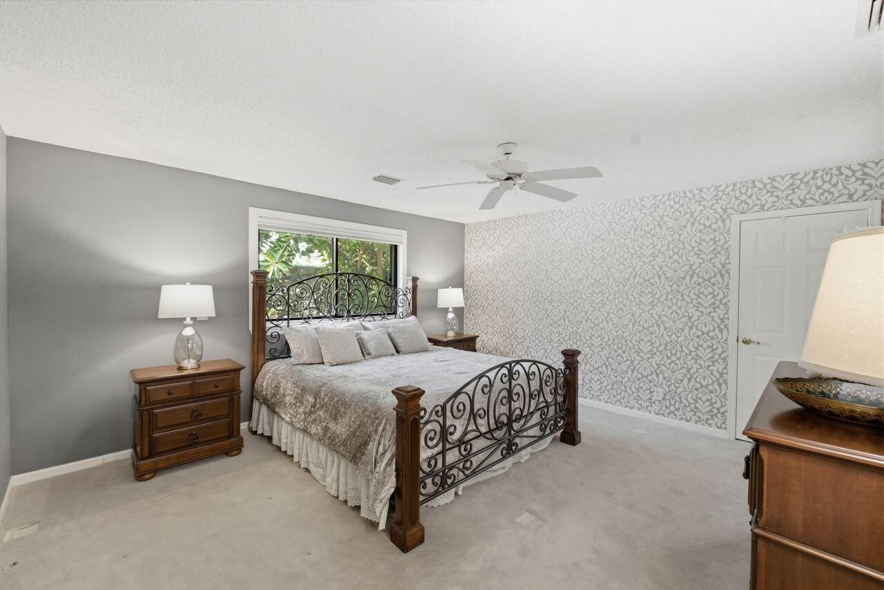 2719 Oak Tree Lane, Oakland Park, FL 33309 Photo