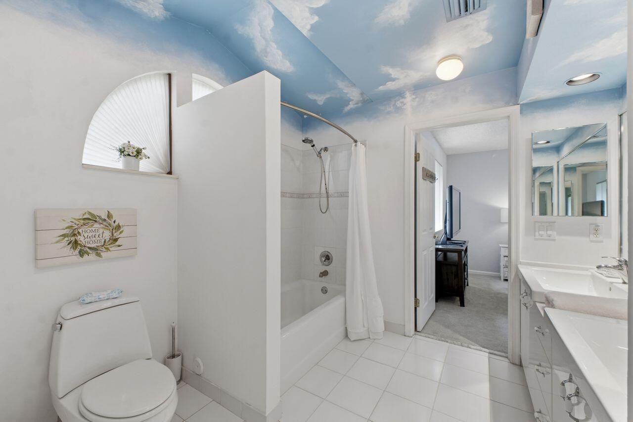2719 Oak Tree Lane, Oakland Park, FL 33309 Photo