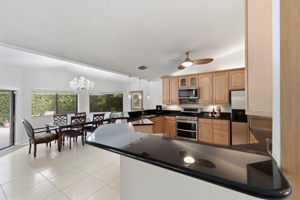 2719 Oak Tree Lane, Oakland Park, FL 33309 Photo
