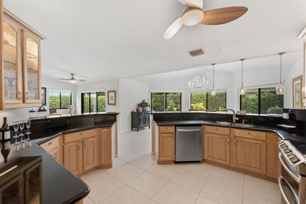 2719 Oak Tree Lane, Oakland Park, FL 33309 Photo