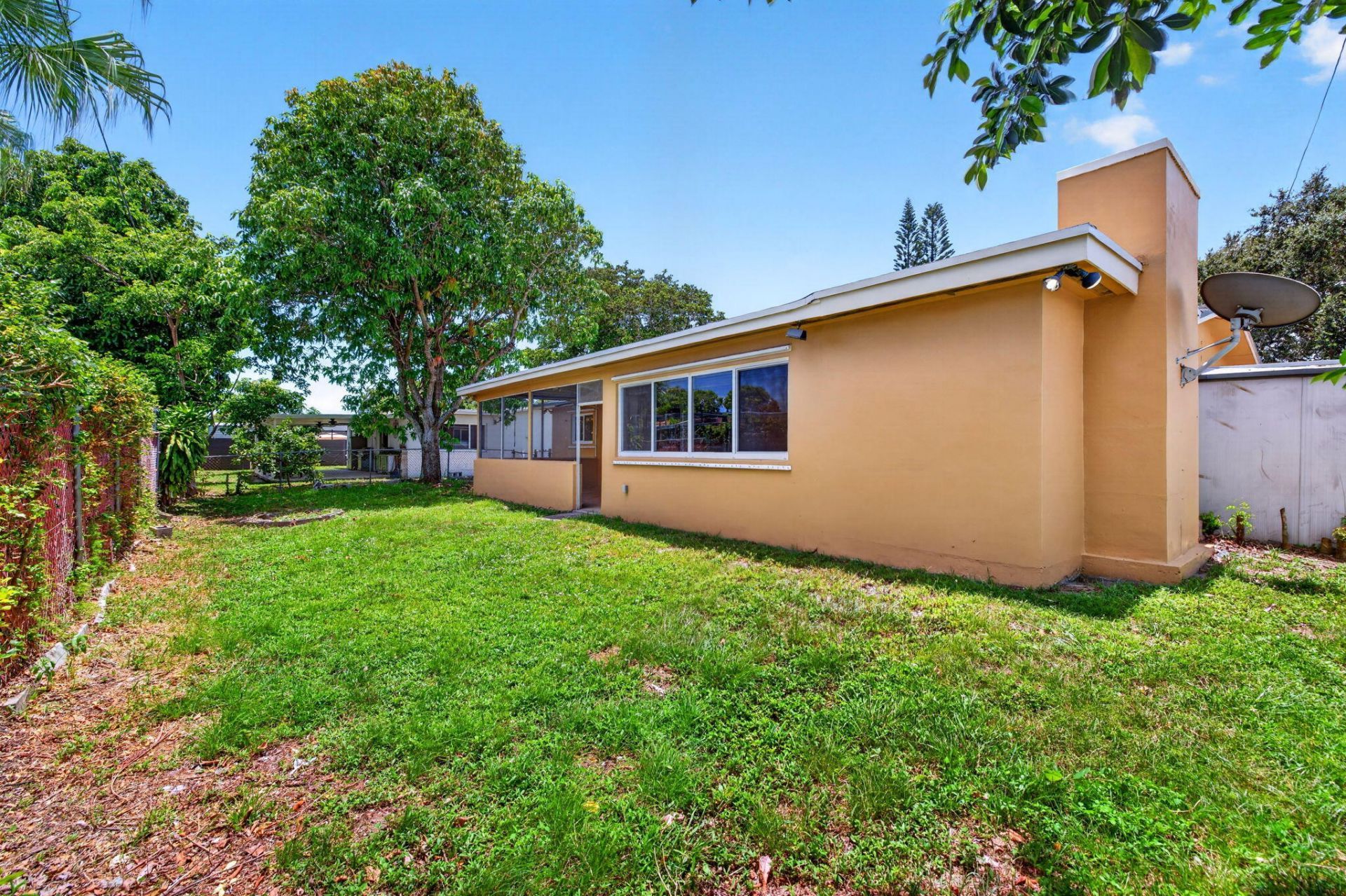 7151 SW 5th Court, Pembroke Pines, FL 33023 Photo
