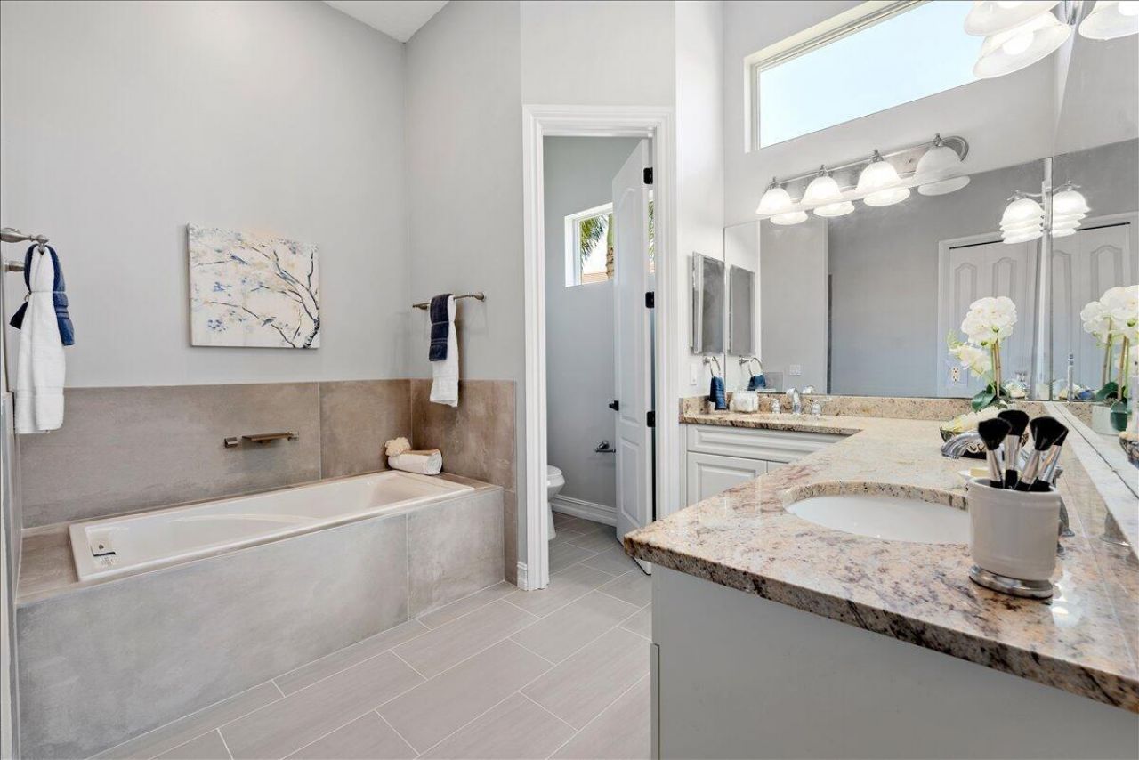 1254 River Reach Drive, Vero Beach, FL 32967 Photo