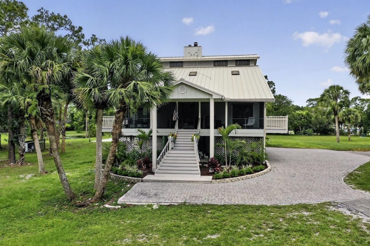 5041 SW Blue Sky Lane, Palm City, FL 34990 Photo