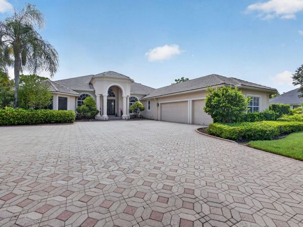 8055 Woodsmuir Drive, West Palm Beach, FL 33412