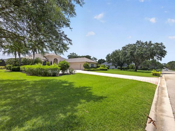 8055 Woodsmuir Drive, West Palm Beach, FL 33412