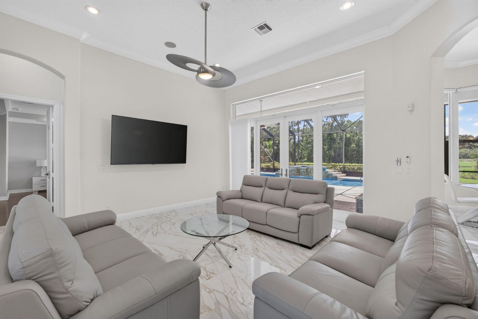 8055 Woodsmuir Drive, West Palm Beach, FL 33412 Photo