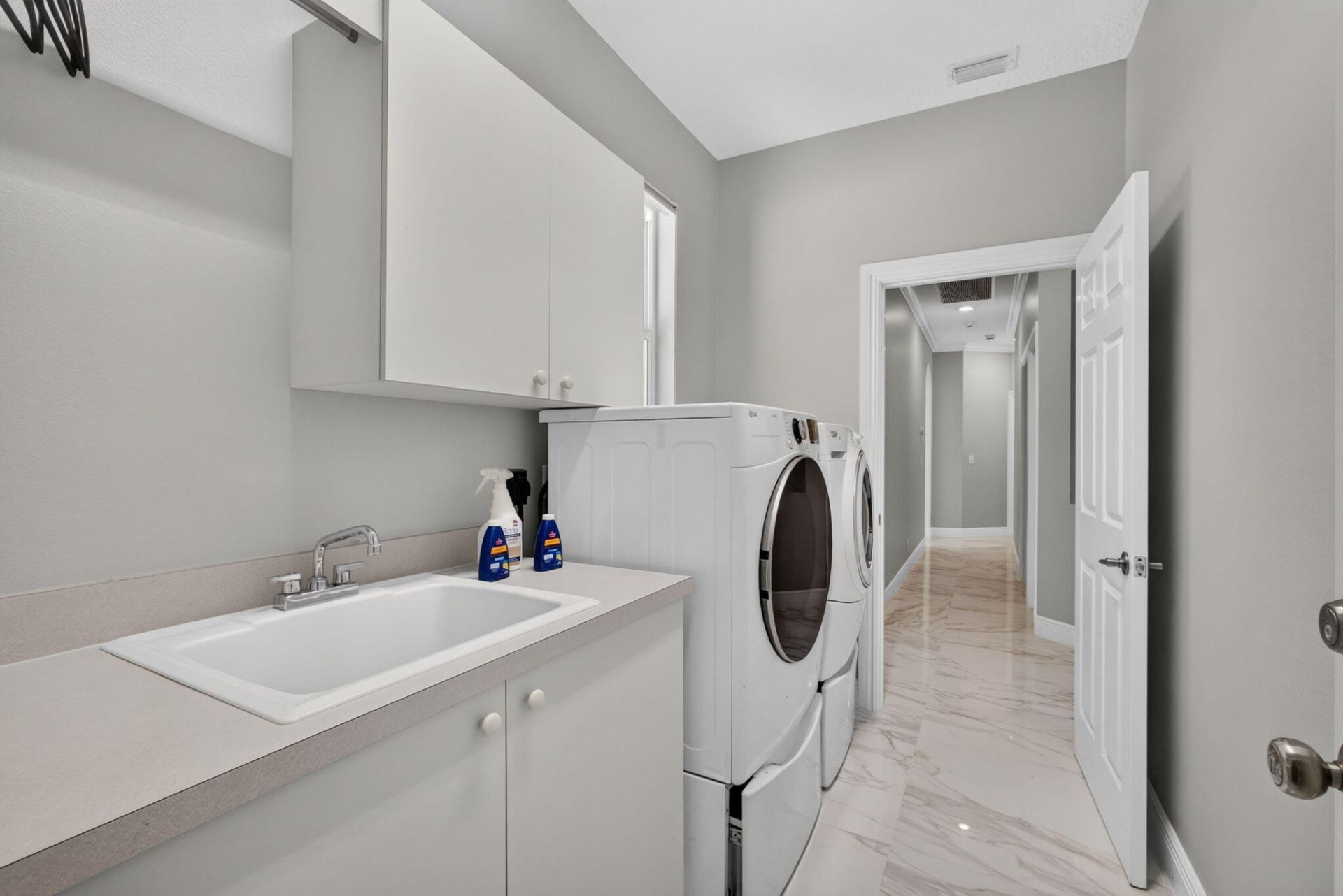 8055 Woodsmuir Drive, West Palm Beach, FL 33412 Photo