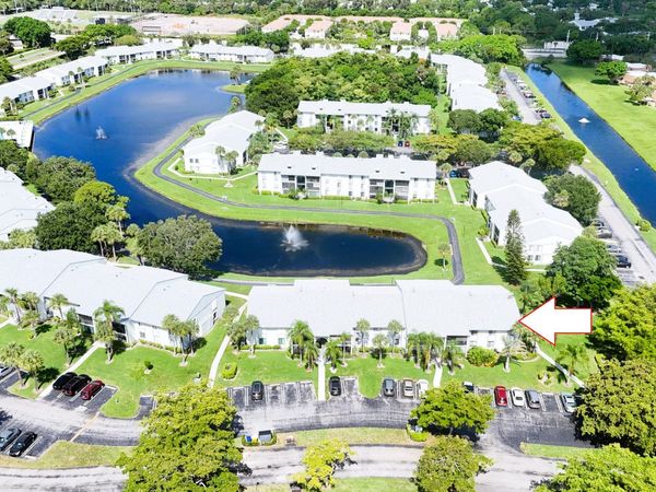 1013 Green Pine Boulevard, Unit H2, West Palm Beach, FL 33409