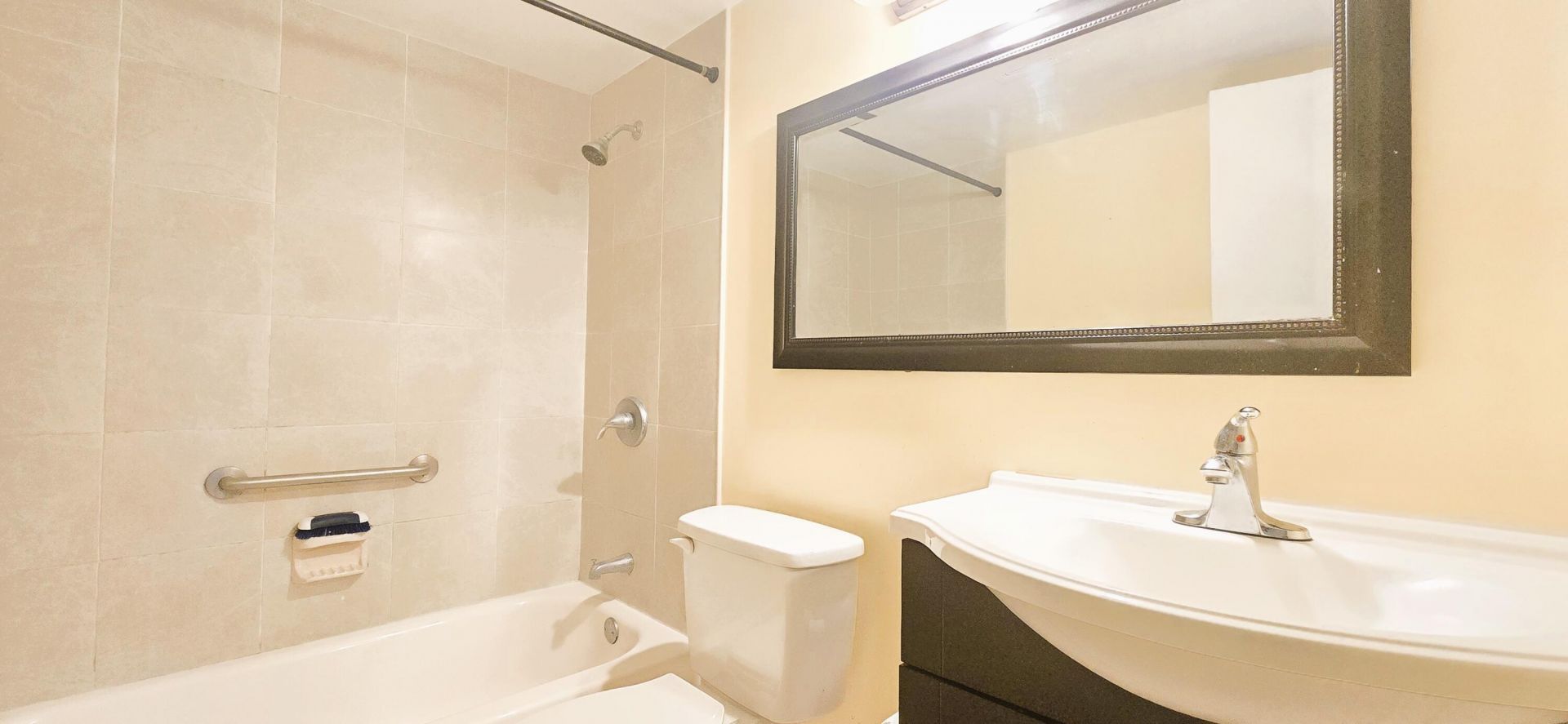 1013 Green Pine Boulevard, Unit H2, West Palm Beach, FL 33409 Photo