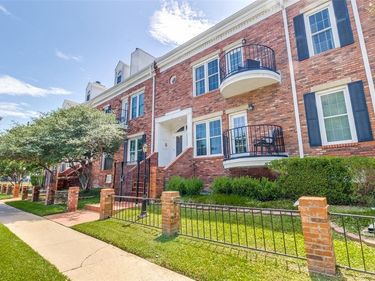 4034 Rawlins Street, Unit 208, Dallas, TX 75219