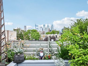 1719 CHRISTIAN STREET, PHILADELPHIA, PA 19146
