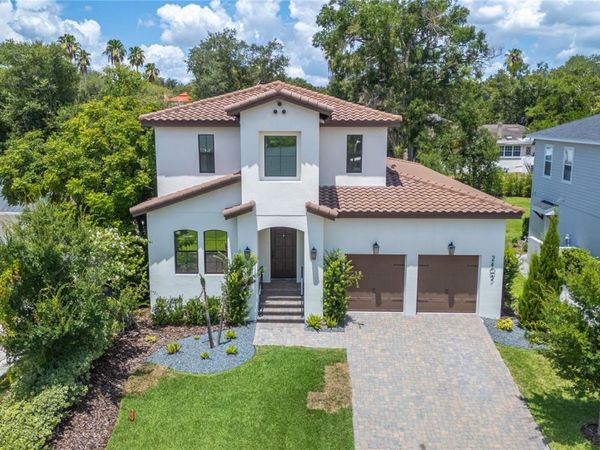 2403 DERBYSHIRE AVENUE , LAKELAND, FL 33803