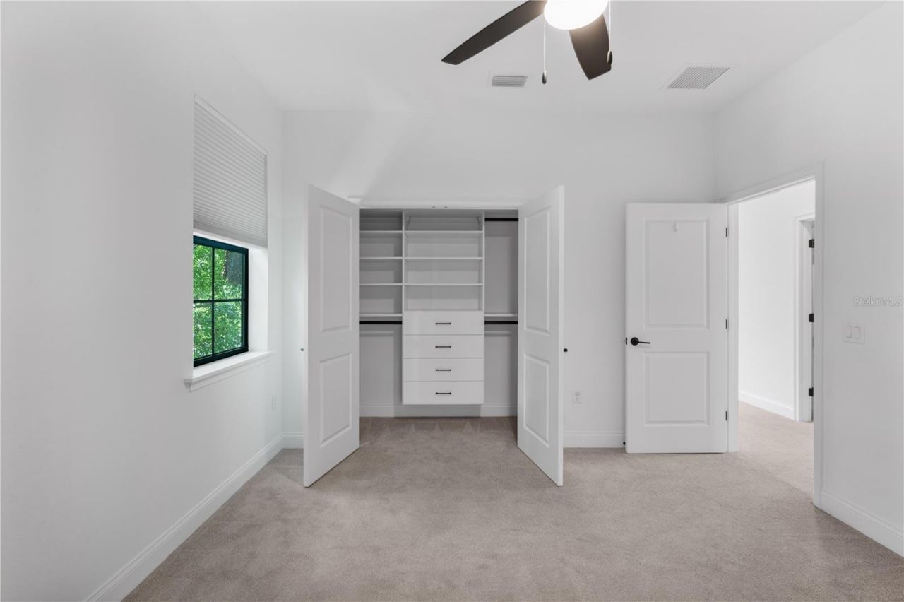 2403 Derbyshire Avenue , Lakeland, FL 33803 Photo