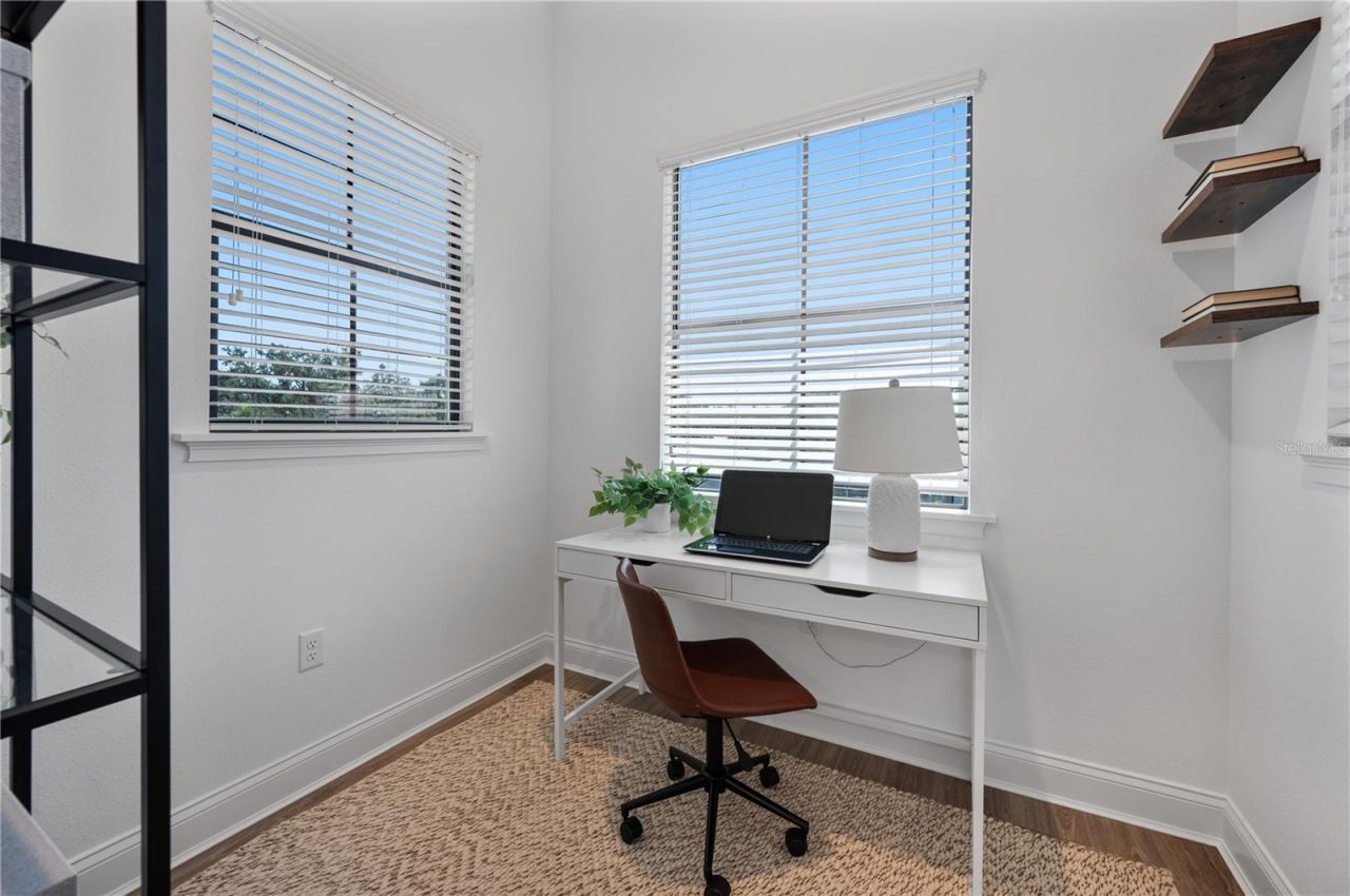 2403 Derbyshire Avenue , Lakeland, FL 33803 Photo