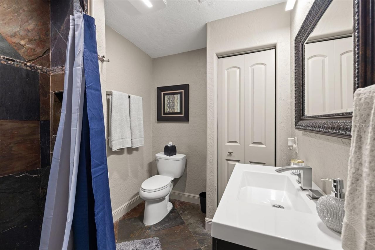2785 Bayside Drive S, Saint Petersburg, FL 33705 Photo