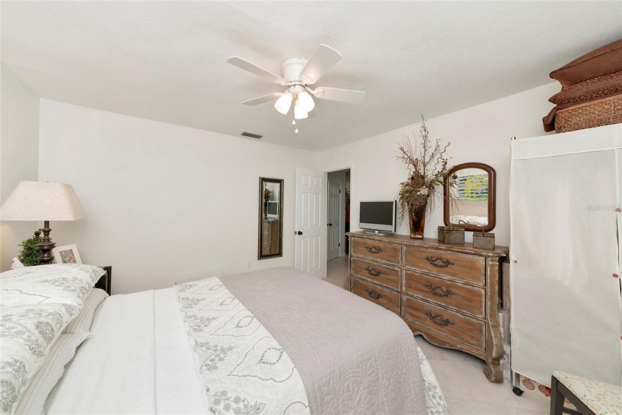 3602 Joyce Drive , Bradenton, FL 34208 Photo