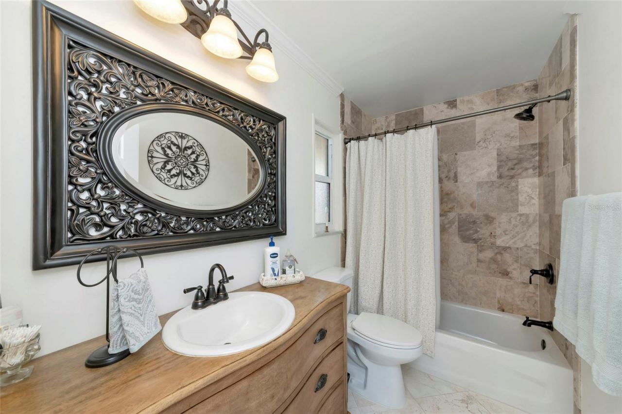 3602 Joyce Drive , Bradenton, FL 34208 Photo