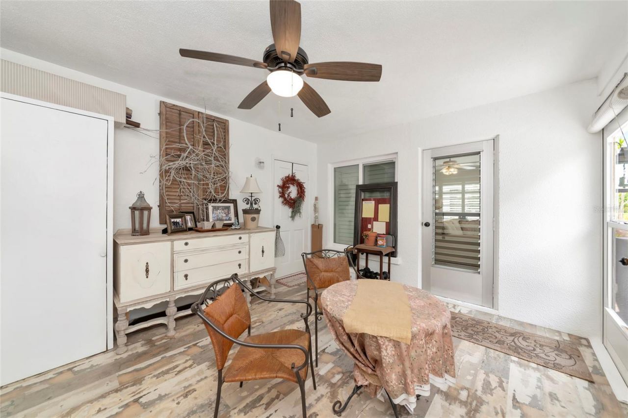 3602 Joyce Drive , Bradenton, FL 34208 Photo