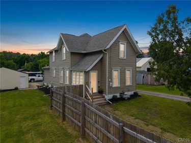 6401 N Kirkville Road , Kirkville, NY 13082