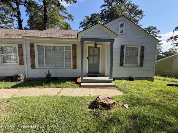 618 Launcelot Road, Jackson, MS 39206