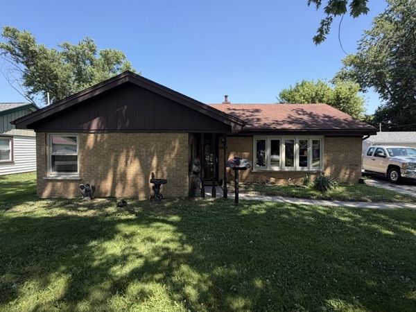 11531 S Nashville Avenue , Worth, IL 60482