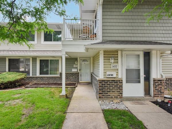 1435 Bear Flag Drive , Hanover Park, IL 60133